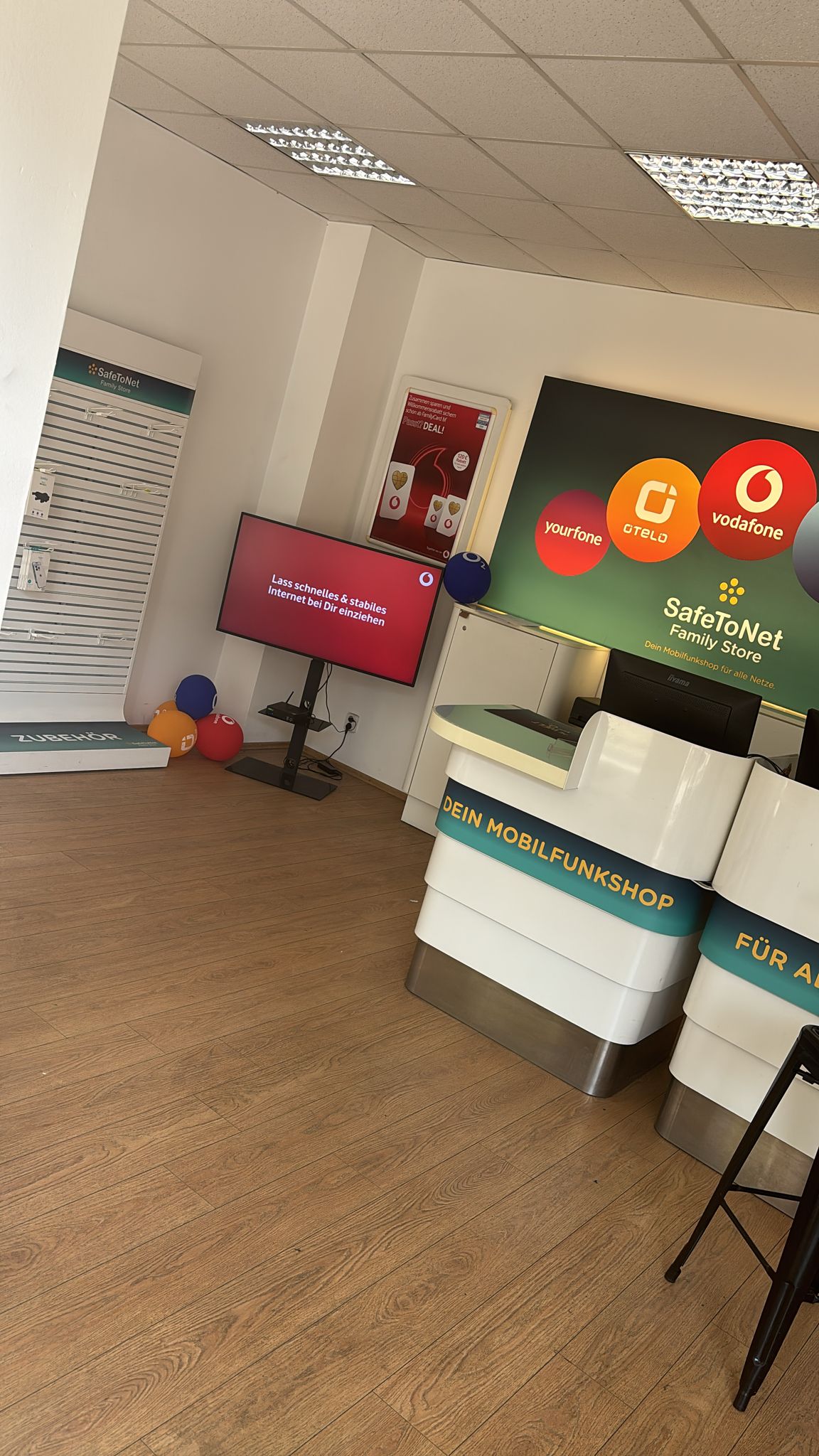 Mobilfunkshop Berlin-Friedrichshain – Shopansicht 8